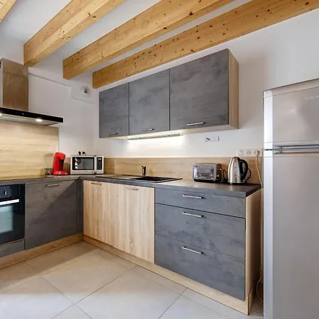 Maison La Petite Muraillere Holiday home *
